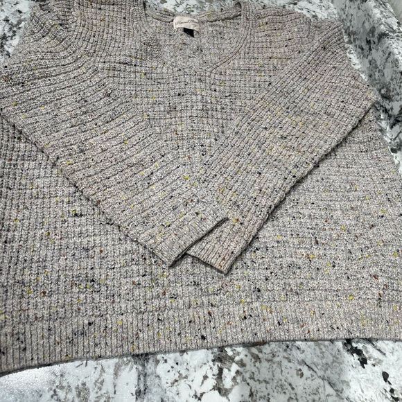 Universal Thread sweater - Picture 10 of 11